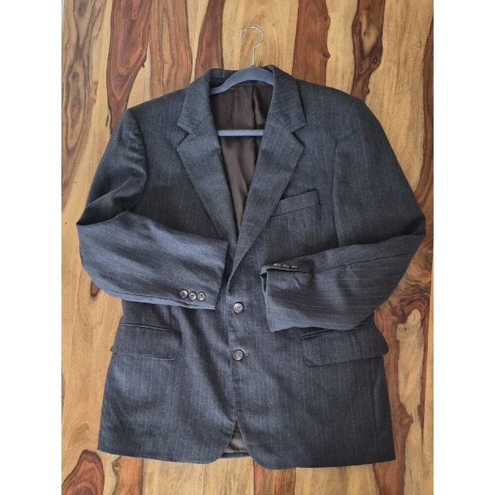 Men's Classic Pinstripe 100% Wool Blazer 40R